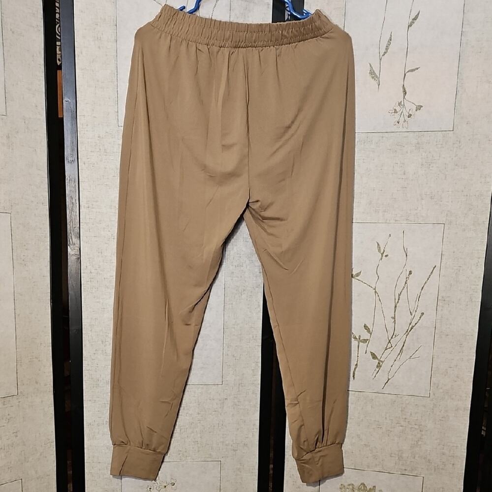 Tan Joggers with Zipper Pockets - Picture 3 of 3